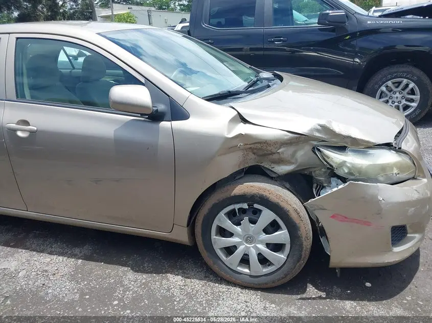 2010 TOYOTA COROLLA LE