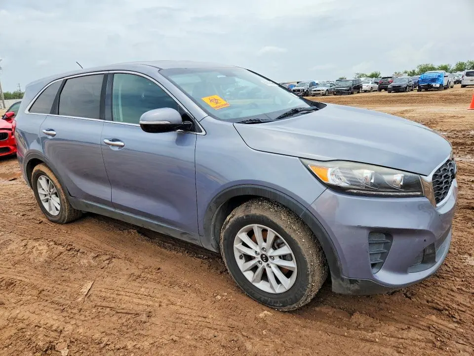 2020 KIA SORENTO S  