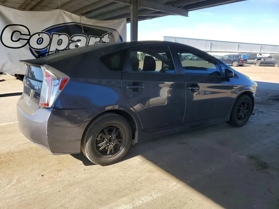 2012 TOYOTA PRIUS TWO  
