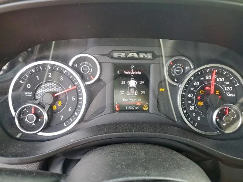 2025 RAM 1500 TRADESMAN  