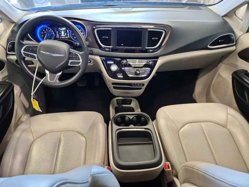 2021 CHRYSLER VOYAGER LXI  