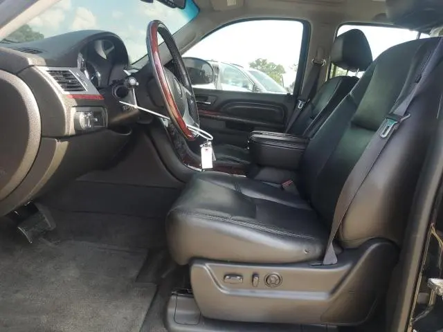 2014 CADILLAC ESCALADE LUXURY  