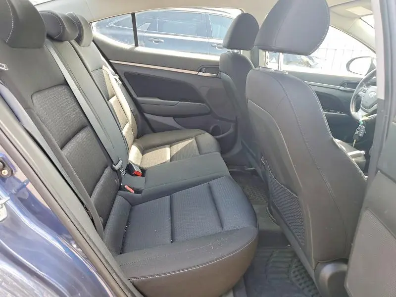 2018 HYUNDAI ELANTRA BASE  
