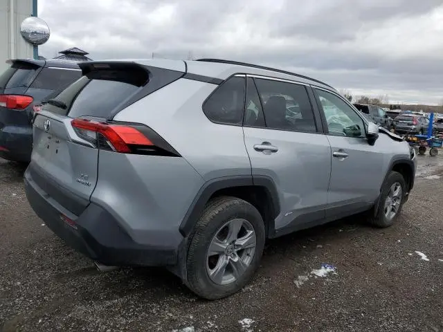 2022 TOYOTA RAV4 LE  
