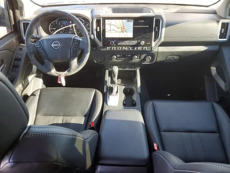 2025 NISSAN FRONTIER SL  