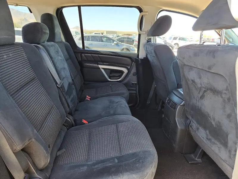 2015 NISSAN ARMADA SV  