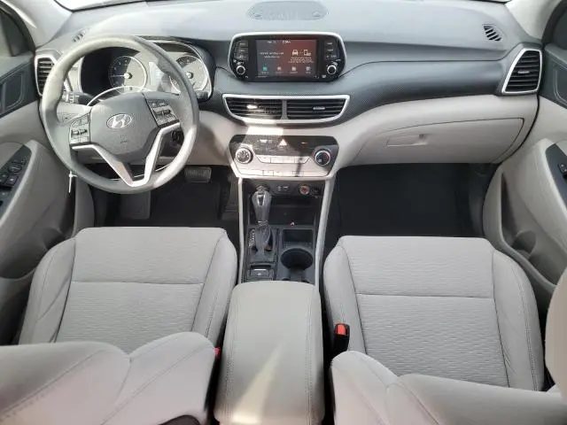 2021 HYUNDAI TUCSON SE  