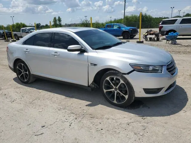 2015 FORD TAURUS SEL  