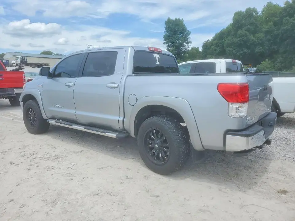 2010 TOYOTA TUNDRA CREWMAX LIMITED  