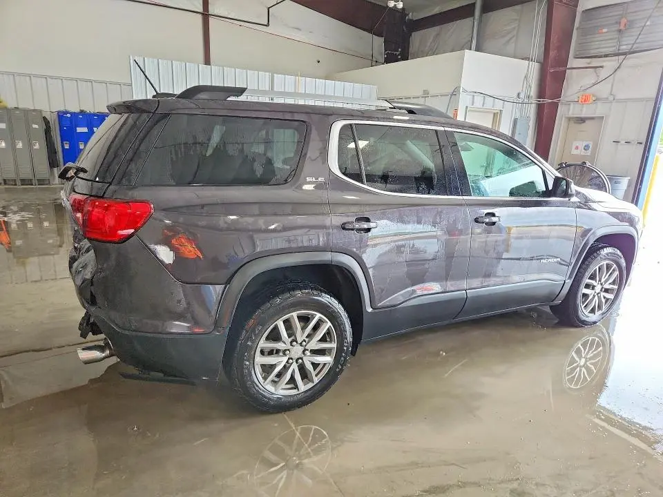 2017 GMC ACADIA SLE  