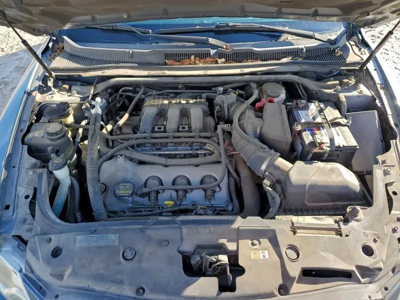 2010 FORD TAURUS LIMITED  