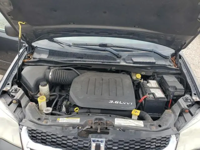 2012 DODGE GRAND CARAVAN SE  