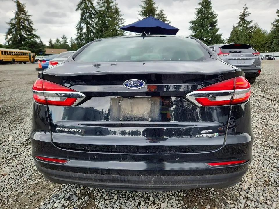 2019 FORD FUSION SE  