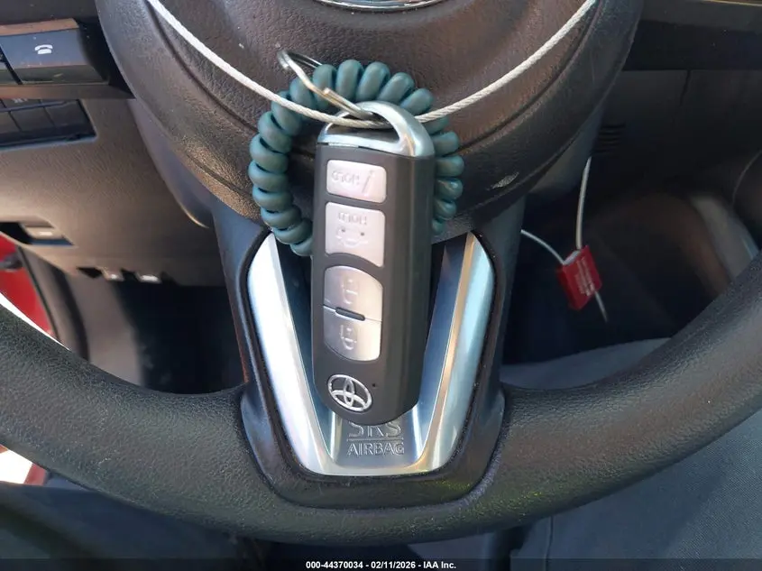 2019 TOYOTA YARIS LE