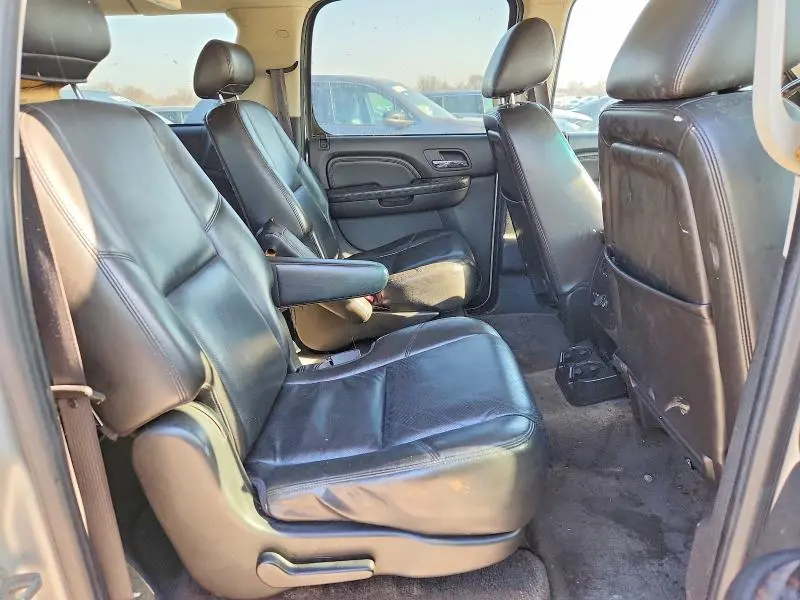 2010 GMC YUKON XL DENALI  