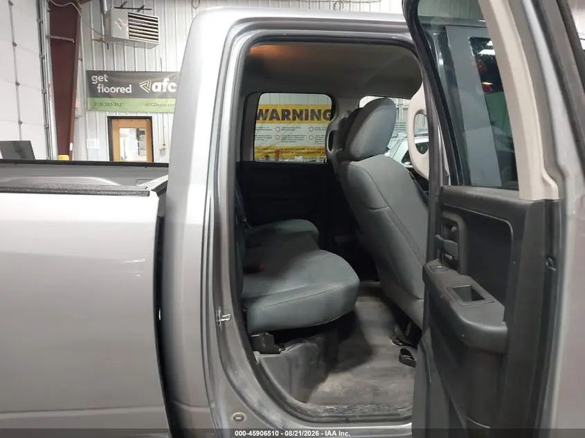2019 RAM 1500 CLASSIC TRADESMAN  4X4 6'4 BOX