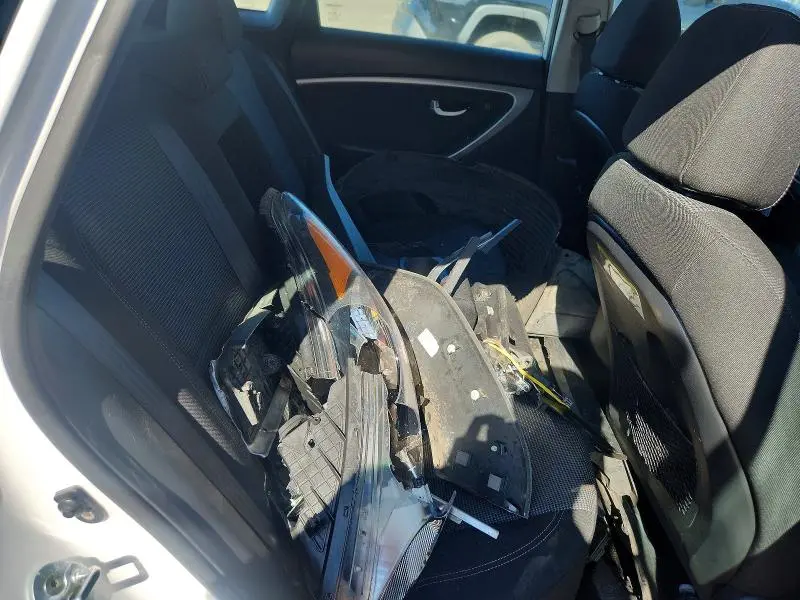 2016 HYUNDAI ELANTRA GT BASE  