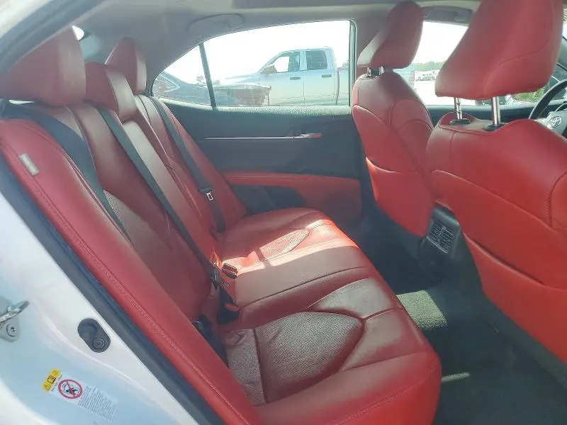 2019 TOYOTA CAMRY XSE  