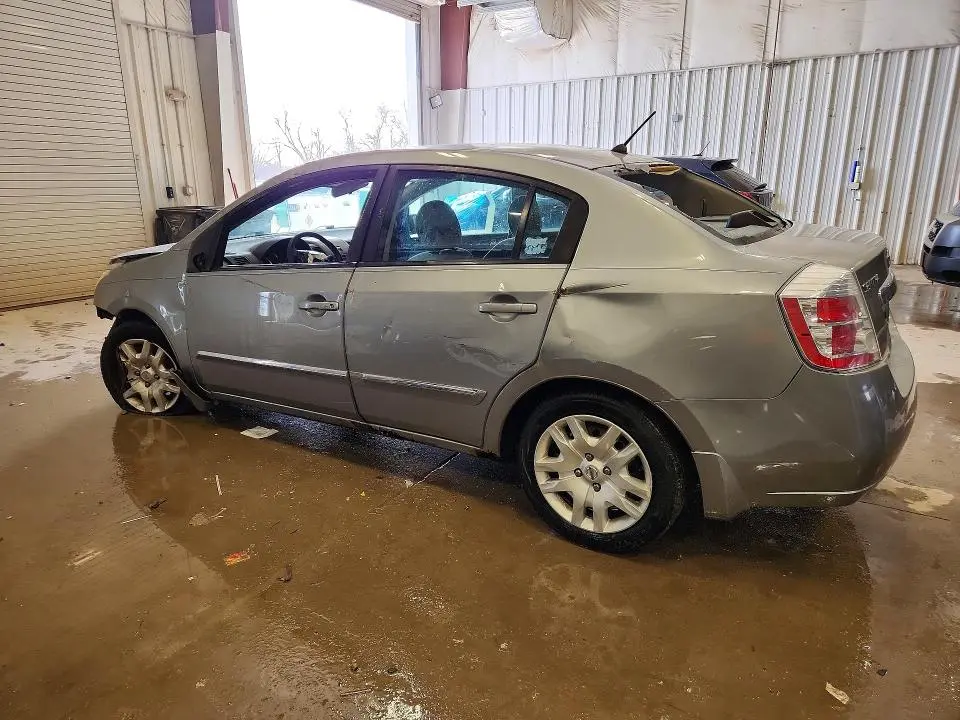 2010 NISSAN SENTRA 2.0  