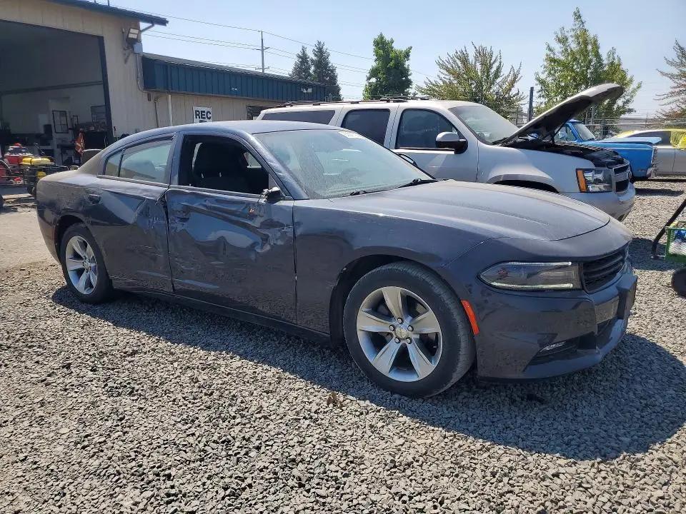 2016 DODGE CHARGER SXT  