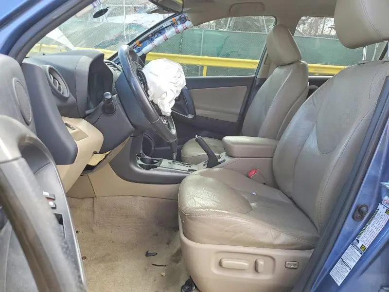 2011 TOYOTA RAV4 LIMITED  