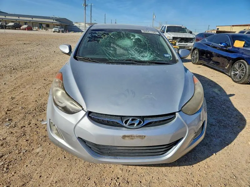 2012 HYUNDAI ELANTRA   