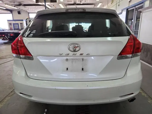 2010 TOYOTA VENZA   