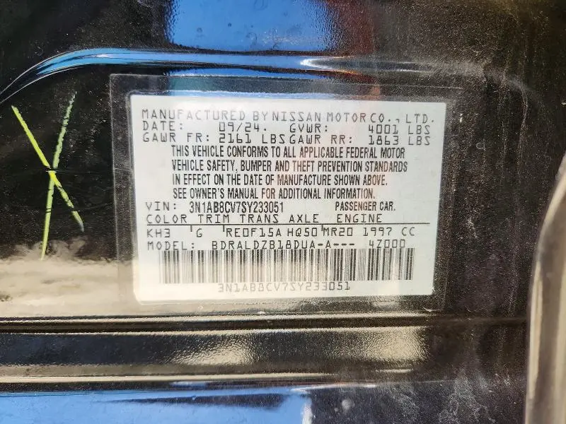2025 NISSAN SENTRA SV  