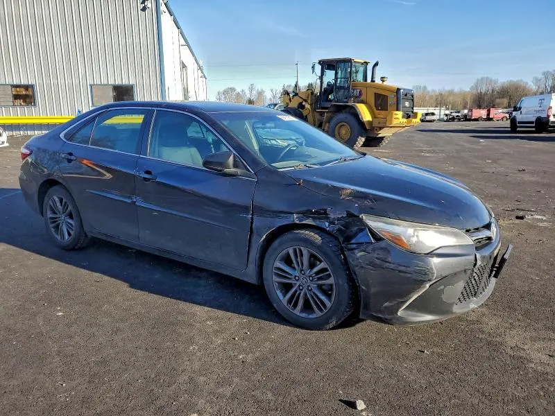 2015 TOYOTA CAMRY LE  