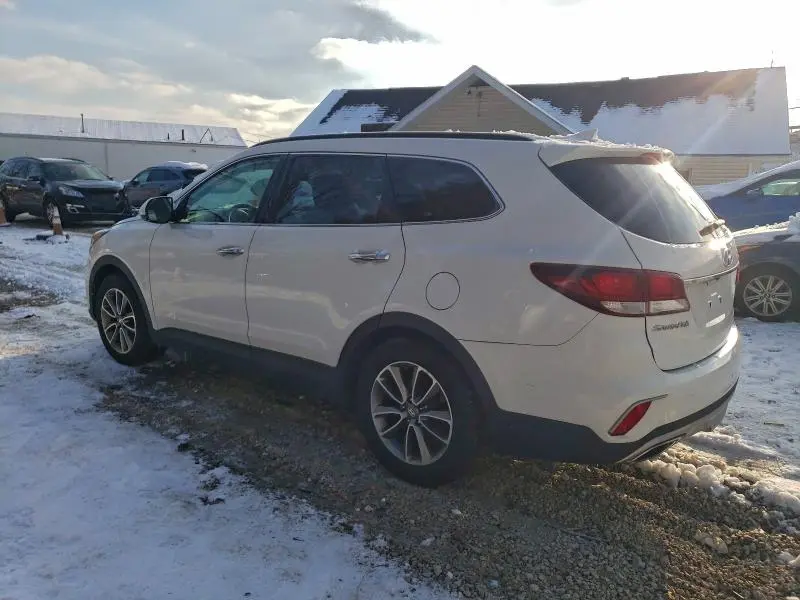 2018 HYUNDAI SANTA FE SE  