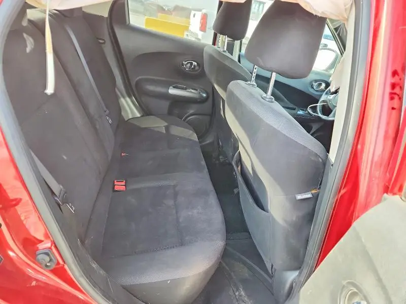 2011 NISSAN JUKE S  
