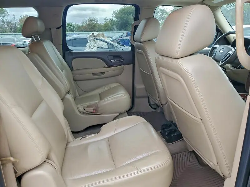 2010 CHEVROLET SUBURBAN K1500 LTZ  