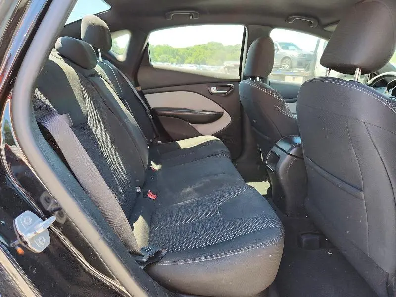 2015 DODGE DART SXT  