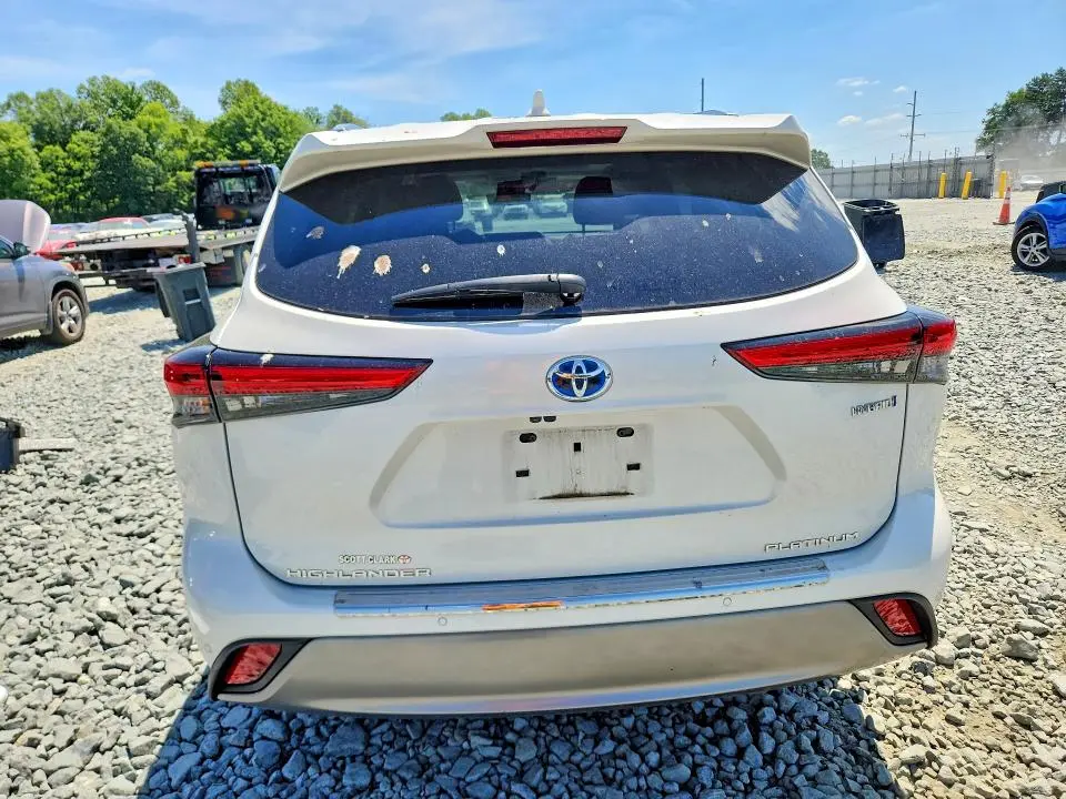 2021 TOYOTA HIGHLANDER HYBRID PLATINUM  