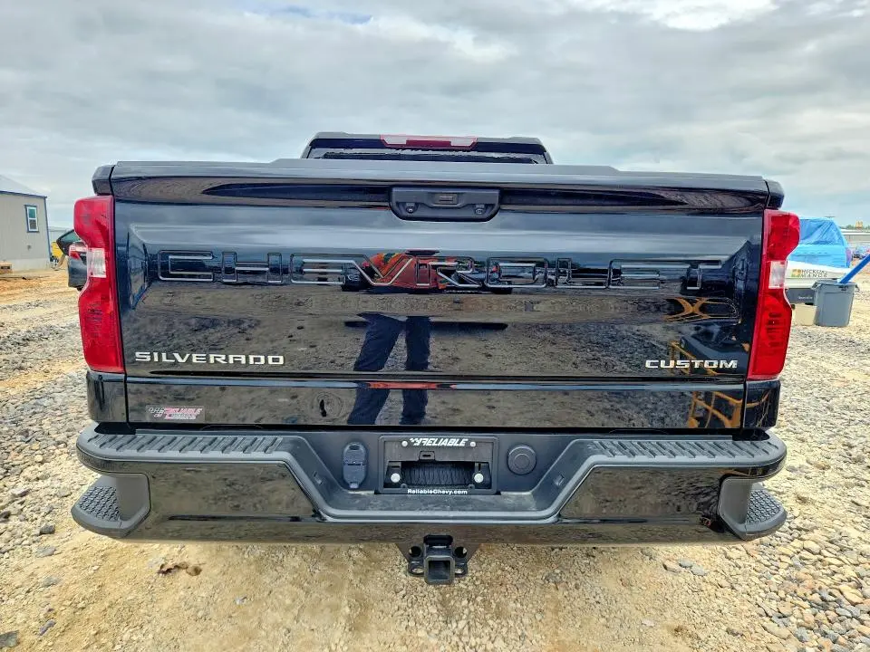 2023 CHEVROLET SILVERADO K1500 CUSTOM  