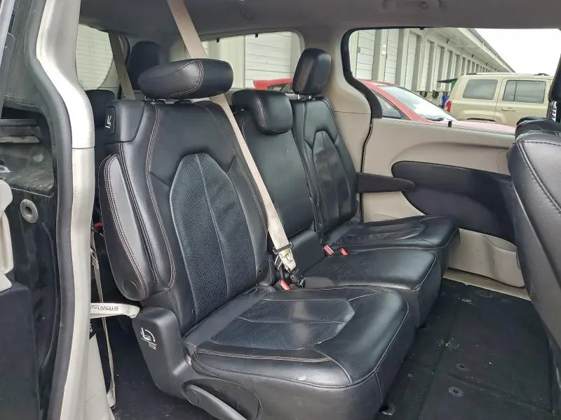 2019 CHRYSLER PACIFICA TOURING L PLUS  