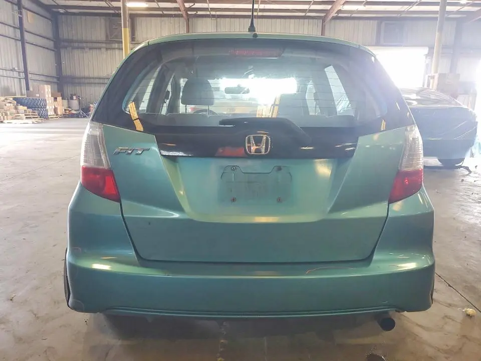 2012 HONDA FIT   