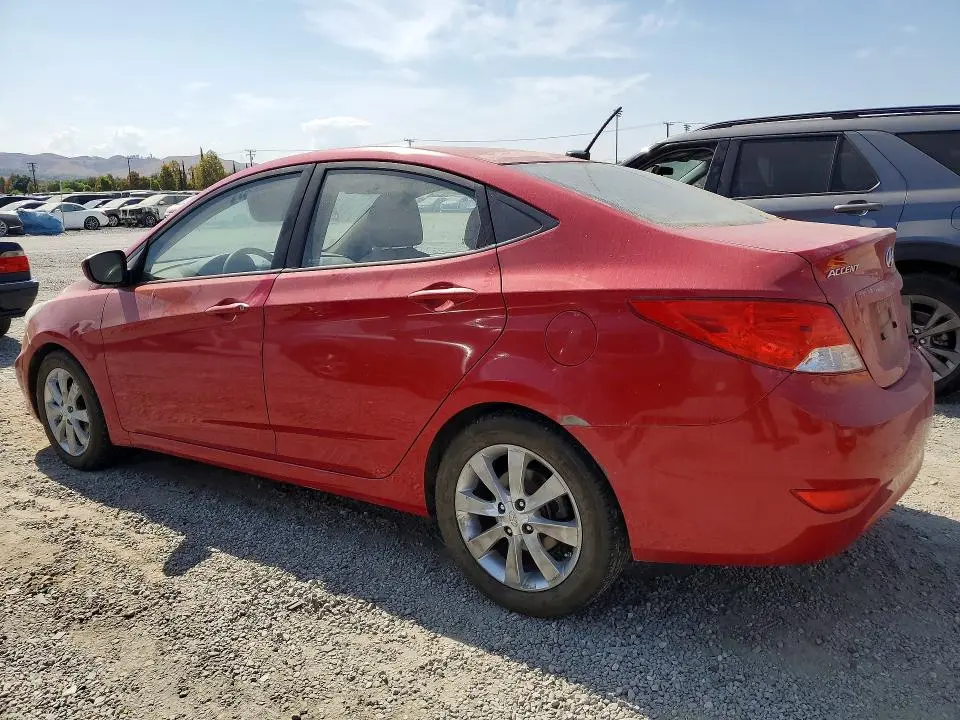 2012 HYUNDAI ACCENT GLS  
