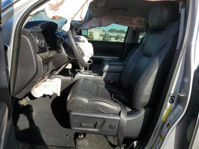 2016 TOYOTA TUNDRA CREWMAX SR5