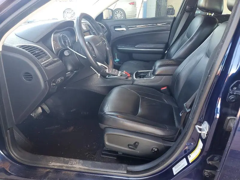 2015 CHRYSLER 300 LIMITED  