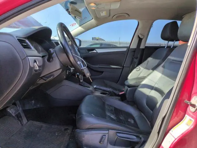 2013 VOLKSWAGEN JETTA SE  