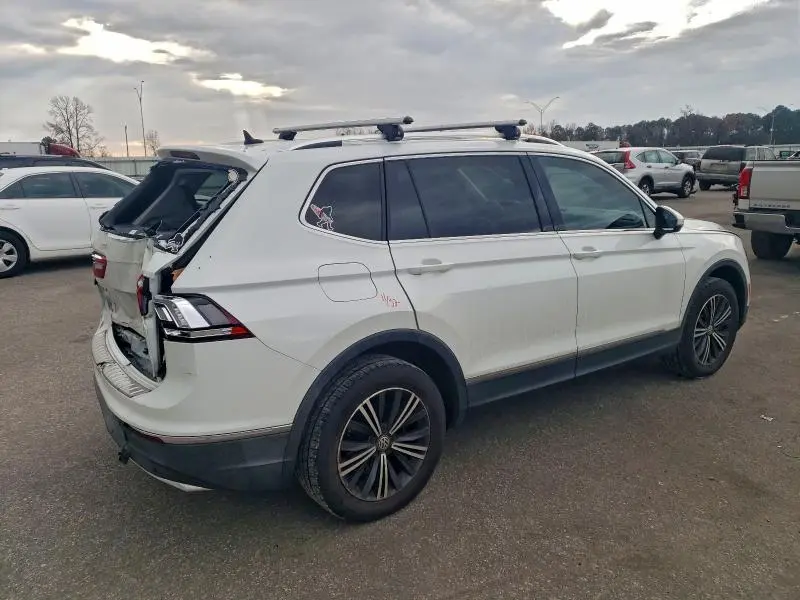 2019 VOLKSWAGEN TIGUAN SE  