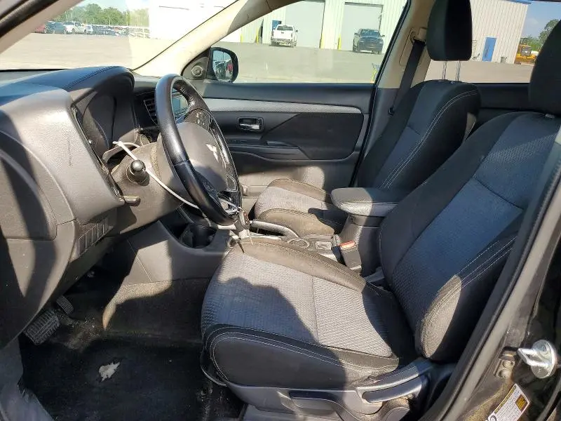 2016 MITSUBISHI OUTLANDER ES  