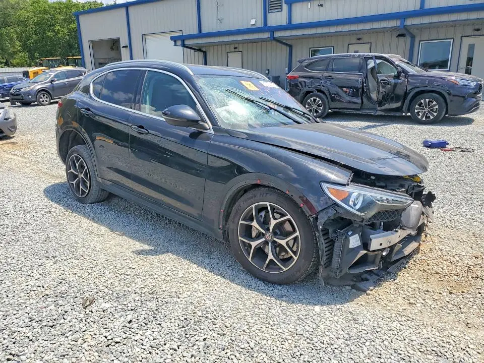 2021 ALFA ROMEO STELVIO TI  