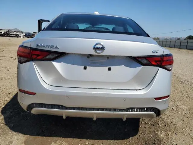 2022 NISSAN SENTRA SV  