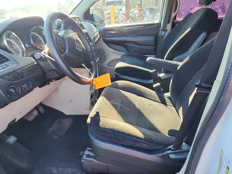 2013 DODGE GRAND CARAVAN SE  