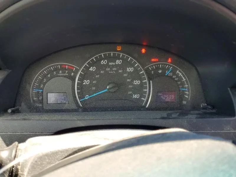 2015 TOYOTA CAMRY LE  