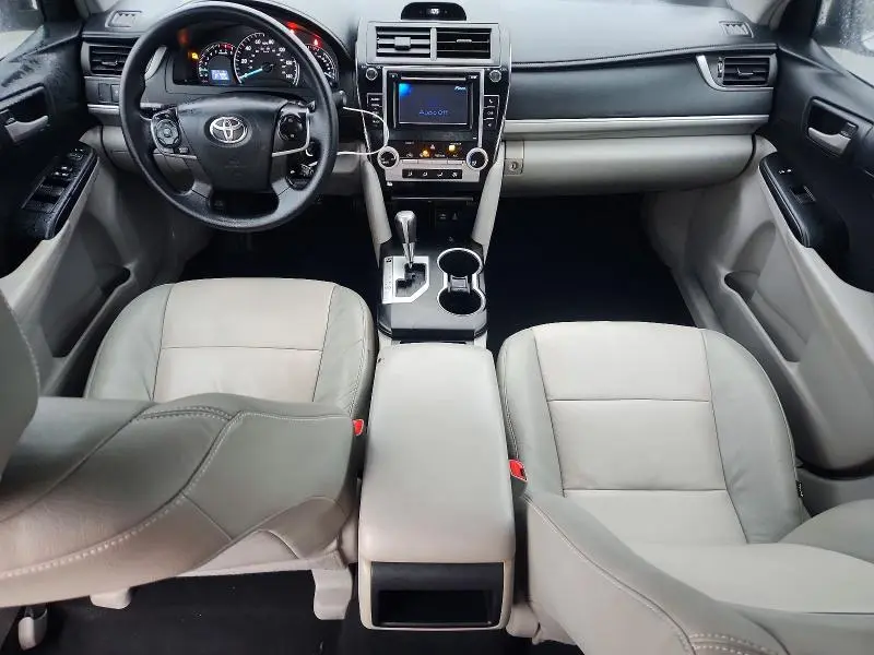 2013 TOYOTA CAMRY LE  