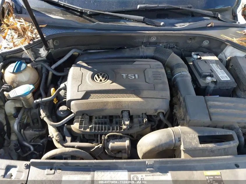 2015 VOLKSWAGEN PASSAT 1.8T SE