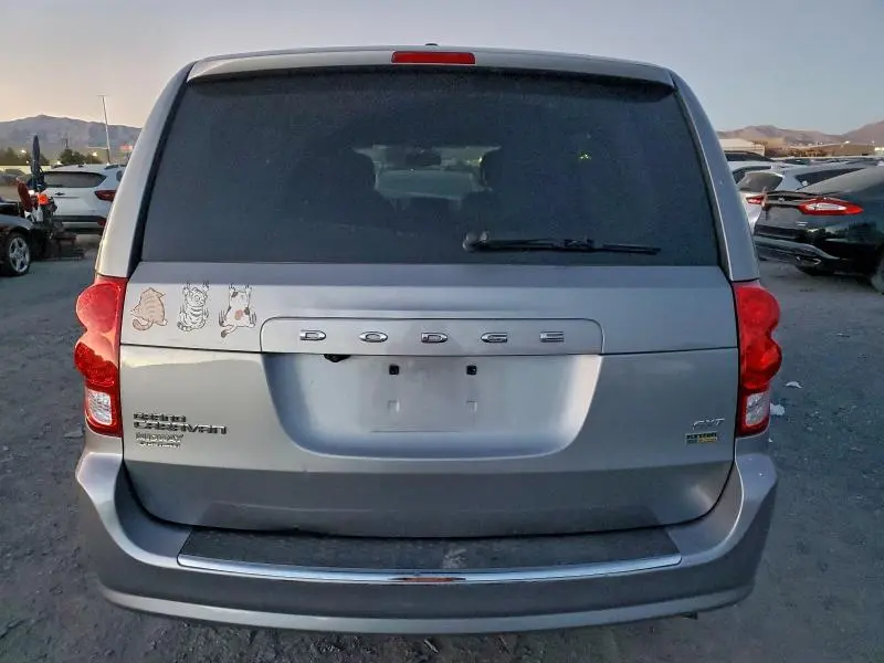 2018 DODGE GRAND CARAVAN SXT  